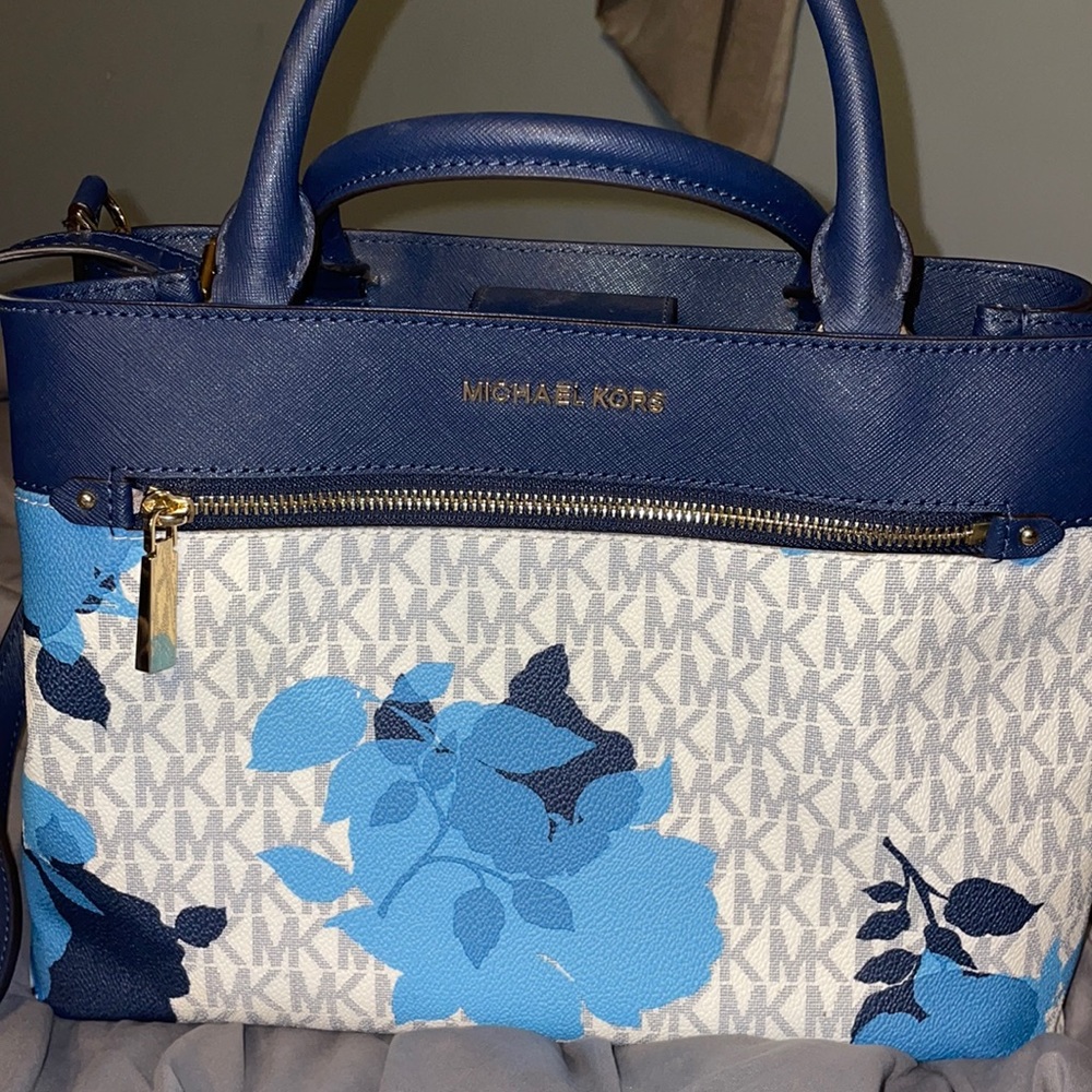 Michael Kors Hailee kellen medium satchel bag